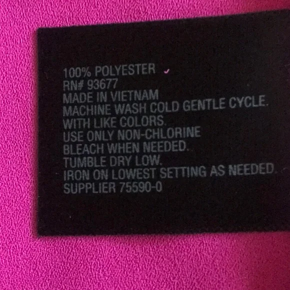 New Worthington Ruffled Fuchsia Flutter Sleeve Blouse - Picture 4 of 5